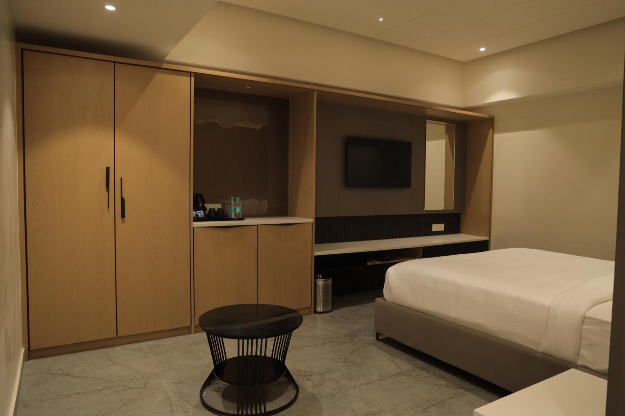 Vantara Suites ヴェールール エクステリア 写真